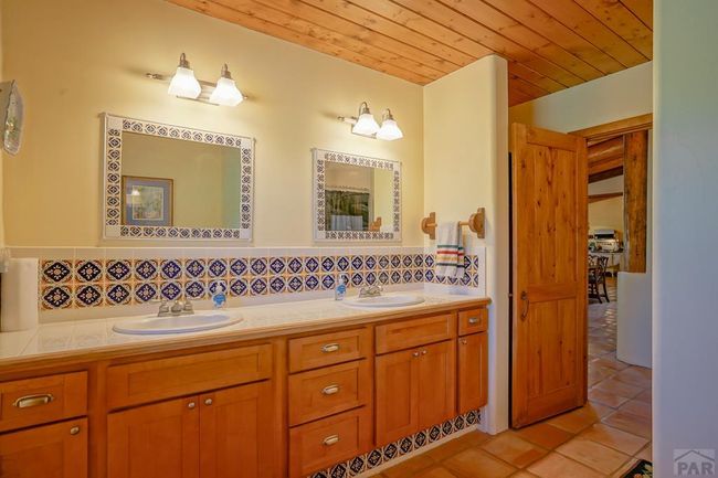 693 County Road 572, House other with 3 bedrooms, 3 bathrooms and 2 parking in Gardner CO | Image 15