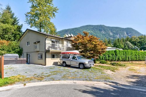 1-808 Ramona Pl, Harrison Hot Springs, BC, V0M1K0 | Card Image