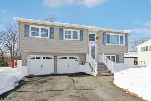 36 Musconetcong Ave, Hopatcong, NJ, 07843-1610 | Card Image