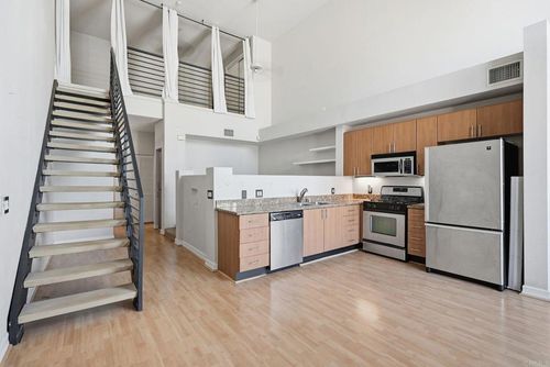 unit-2620-1480 Broadway, San Diego, CA, 92101-5737 | Card Image