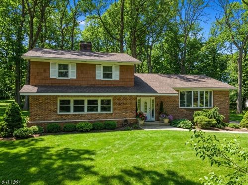 131 Ridge Rd, Watchung, NJ, 07069-5428 | Card Image