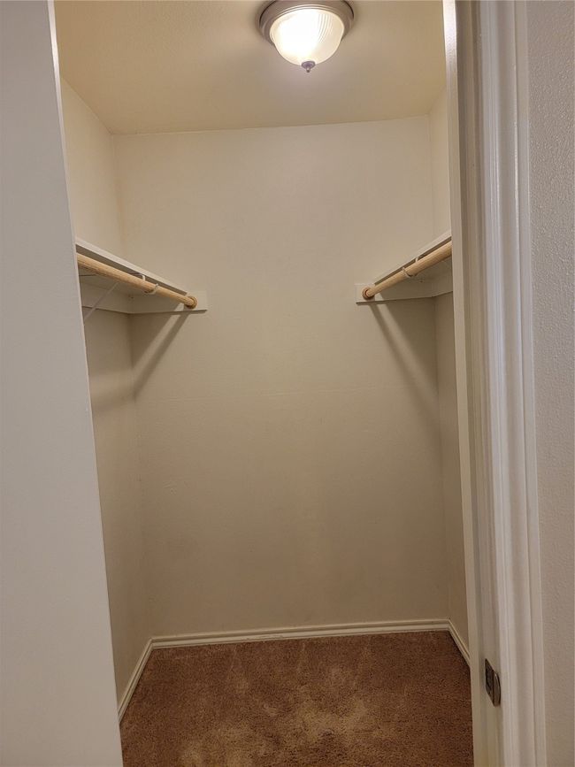 101 - 9837 Walnut St, Condo with 2 bedrooms, 1 bathrooms and null parking in Dallas TX | Image 11