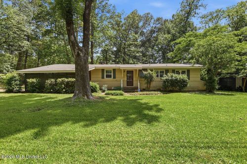 1649 E Northside Dr, Jackson, MS, 39211-6025 | Card Image