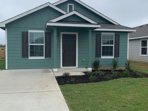 136 Texas Angel Way, Jarrell, TX, 76537-2158 | Card Image