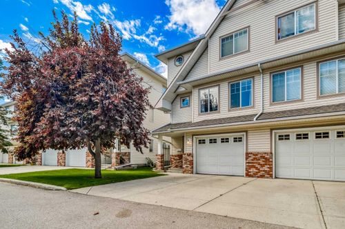 22 Country Hills Cove Nw, Calgary, AB, T3K5G8 | Card Image
