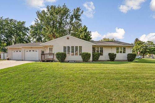 155 Hickory Ave, Montgomery, MN, 56069-1305 | Card Image