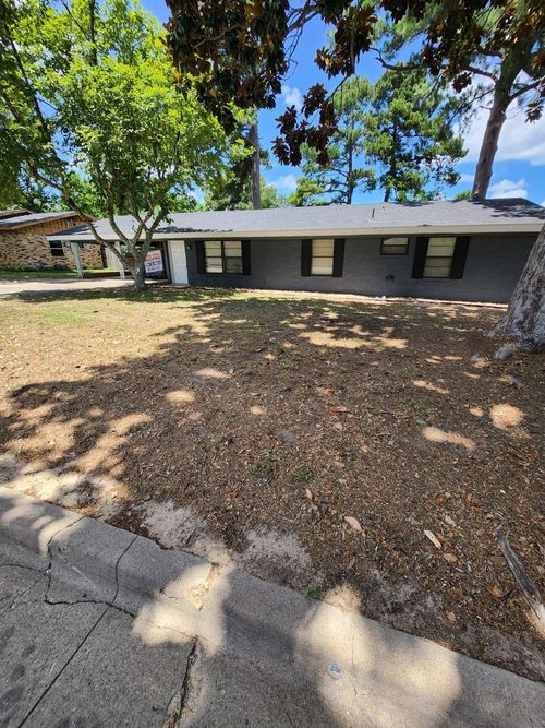 606 Colonial Dr, Athens, TX, 75751-3110 | Card Image