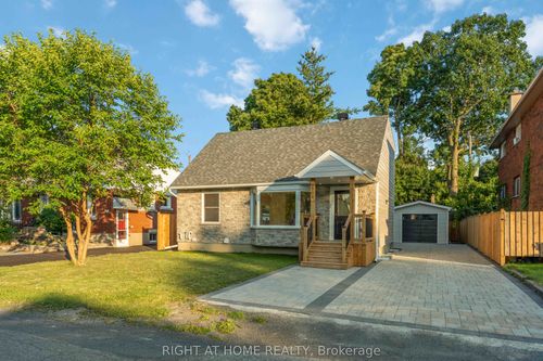 2700 Priscilla St, Ottawa, ON, K2B7E2 | Card Image