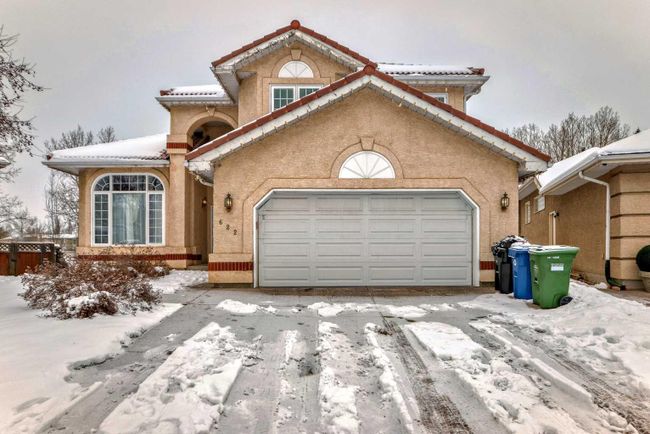 622 Mckenzie Lake Bay Se, Home with 5 bedrooms, 3 bathrooms and 4 parking in Calgary AB | Image 1