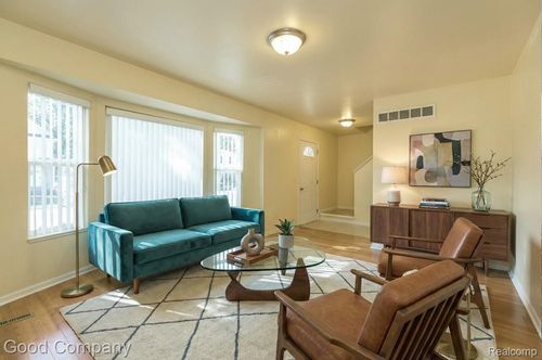 1021 E Granet Ave, Hazel Park, MI, 48030-2140 | Card Image