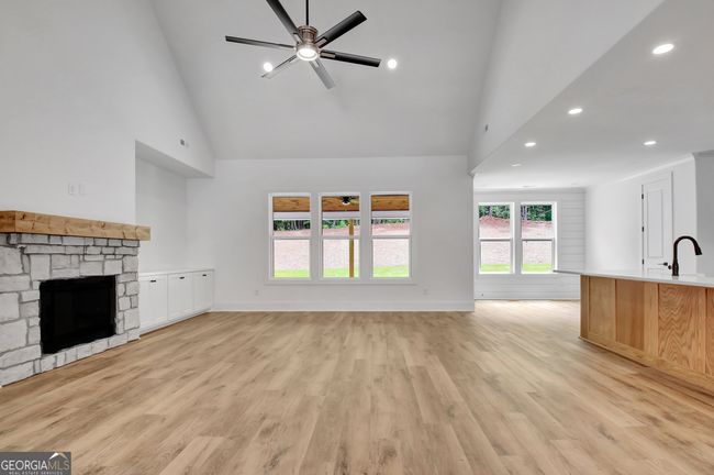 112 Ryeland Dr, House other with 4 bedrooms, 4 bathrooms and 3 parking in Senoia GA | Image 20