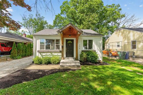 448 Chase Rd, Columbus, OH, 43214-1334 | Card Image