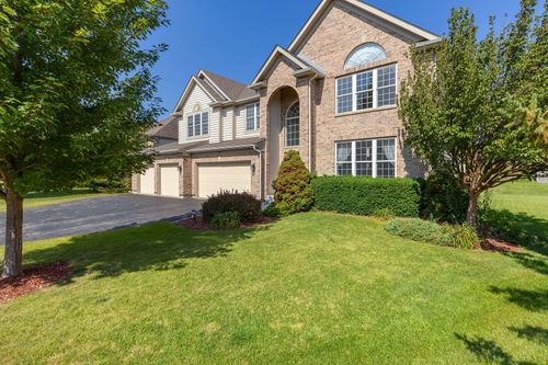 3 Barton Creek Ct, Lake In The Hills, IL, 60156-5932 | Card Image