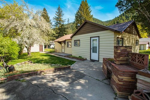 10225 Shady Lane, Bonner, MT, 59823 | Card Image