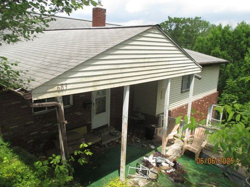 683 Grant Ave, Heidelberg, PA, 15106-3920 | Card Image