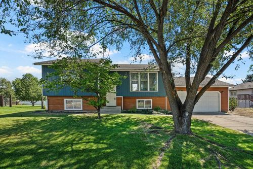 5816 N Canal Rd, Newman Lake, WA, 99025-9690 | Card Image