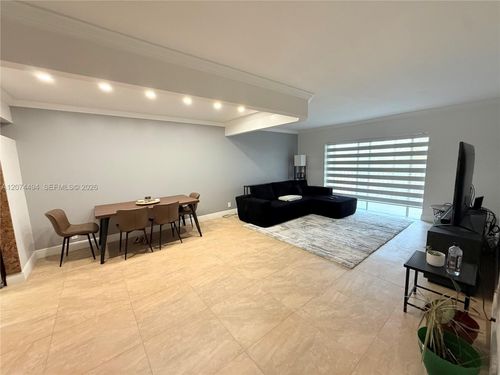 405-6101 N Falls Circle Dr, Lauderhill, FL, 33319-6847 | Card Image