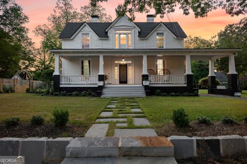 15 Robinson St, Newnan, GA, 30263-2516 | Card Image