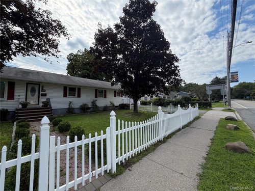 2518 South Avenue, Wappinger, NY, 12590 | Card Image