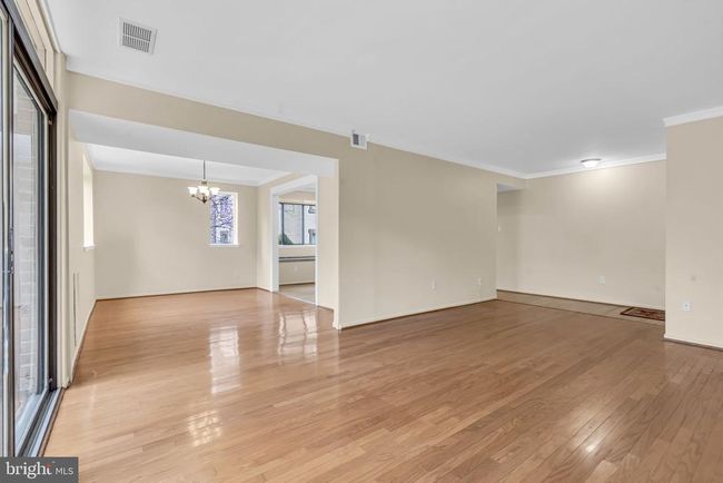 5C - 1665 Parkcrest Cir, Condo with 2 bedrooms, 1 bathrooms and null parking in RESTON VA | Image 19