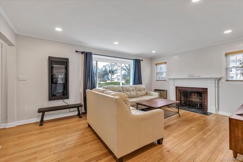 1449 Wales Ave, Baldwin, NY, 11510 | Card Image