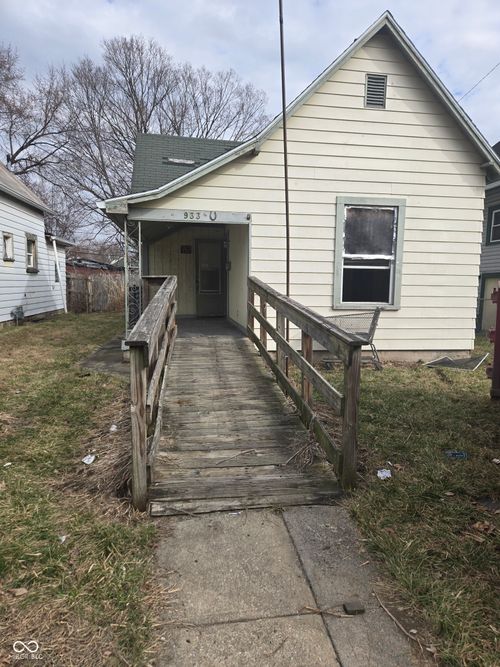 933 N Tuxedo St, Indianapolis, IN, 46201-2548 | Card Image
