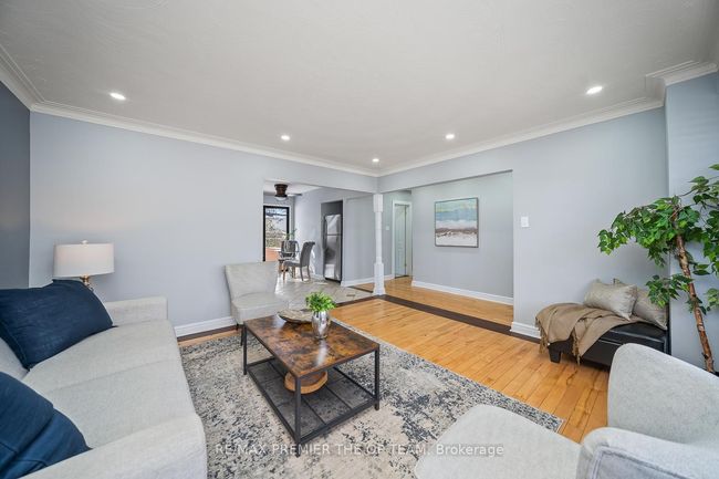 53 Hawman Ave, House other with 5 bedrooms, 2 bathrooms and 8 parking in Nobleton ON | Image 5