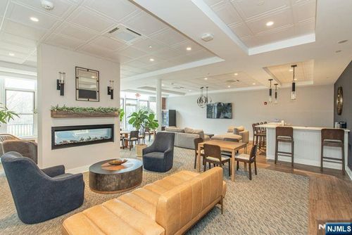 260 Main St, Little Falls, NJ, 07424-1370 | Card Image