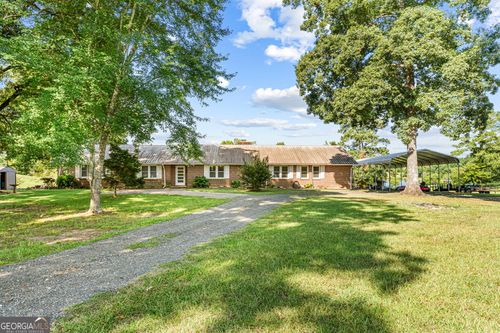 211 Allen Rd, Musella, GA, 31066-3533 | Card Image