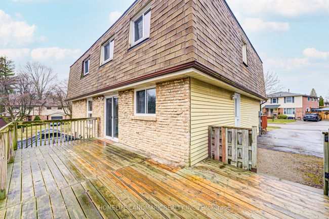 489 Lancelot Cres, House attached with 4 bedrooms, 2 bathrooms and 3 parking in Oshawa ON | Image 28
