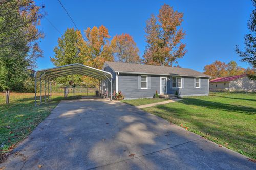 603 Spruce Dr, Clarksville, TN, 37042-3972 | Card Image