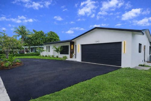 1240 S Cypress Rd, Pompano Beach, FL, 33060-9232 | Card Image