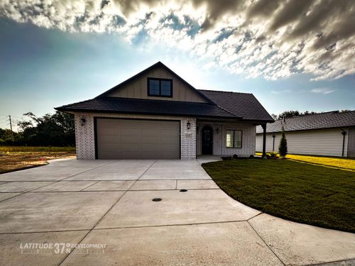 6134 Hiebert Dr, Park City, KS, 67219 | Card Image