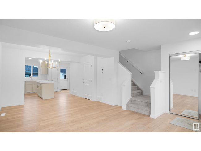 1271 Keswick Dr Sw, Townhouse with 4 bedrooms, 4 bathrooms and null parking in Edmonton AB | Image 6