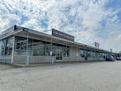 105 W 18th St, Erie, PA, 16501-2103 | Card Image