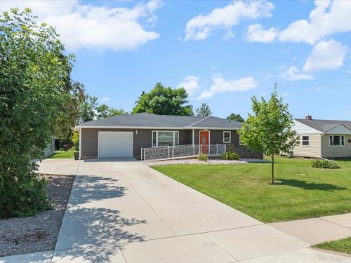 1031 State St, Spearfish, SD, 57783-2143 | Card Image