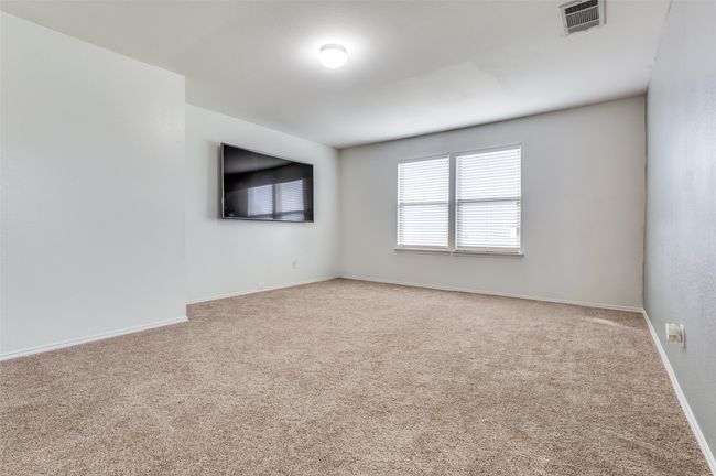 Great space for movie nights and hanging out. | Image 12