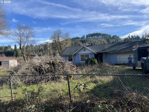 1161 Curtin Rd, Cottage Grove, OR, 97424-9758 | Card Image