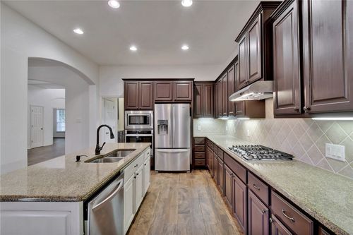2814 Cool River Loop, Round Rock, TX, 78665-5634 | Card Image