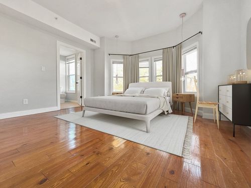 2r-26 Arcadia, Boston, MA, 02122 | Card Image