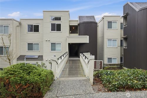 118-7339 Old Redmond Rd, Redmond, WA, 98052-4271 | Card Image