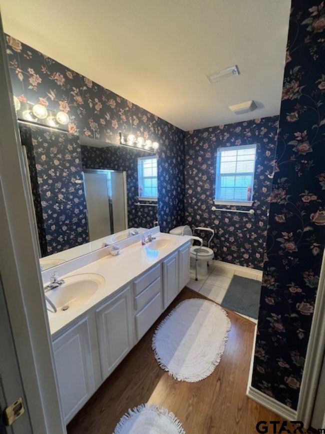APT-2102 - 5401 Hollytree Dr, Condo with 3 bedrooms, 2 bathrooms and null parking in Tyler TX | Image 9