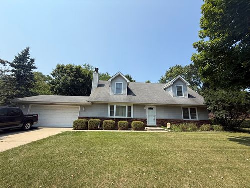 242 Thompson Ave, Winthrop Harbor, IL, 60096-1143 | Card Image