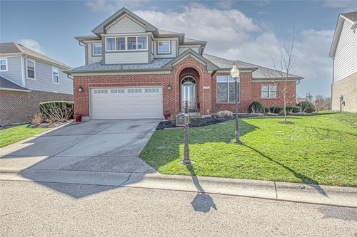 7132 Cierra Dr, Clayton, OH, 45315-7919 | Card Image