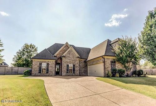 3037 Raspberry Red Cove, Southaven, MS, 38672 | Card Image