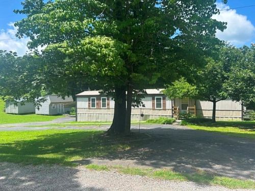360 Jenkins Rd, Sparta, TN, 38583-6760 | Card Image