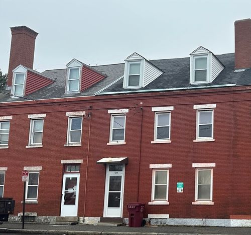 129 Cabot St, Lowell, MA, 01854-3916 | Card Image
