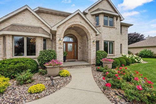 2516 Van Rite Court, BELLEVUE, WI, 54301 | Card Image