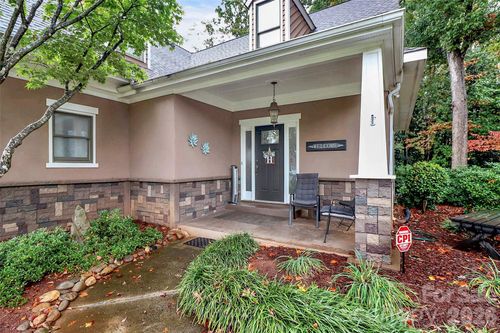 911 Weymouth Dr, Gastonia, NC, 28056-7554 | Card Image