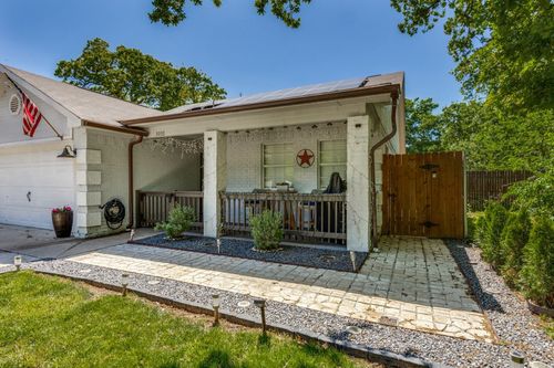 3031 Delaware Trl, Lake Worth, TX, 76135-3938 | Card Image